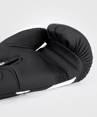 כפפות איגרוף Venum Challenger 4.0 Boxing Gloves - Black/White