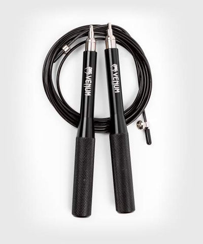 דלגית ידיות מתכת במגוון צבעים  Venum Speed Rope