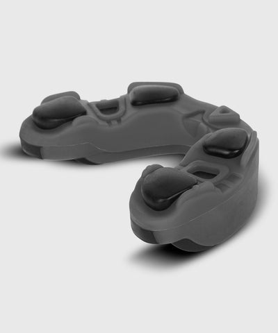 מגן שיניים Venum Predator Mouthguard