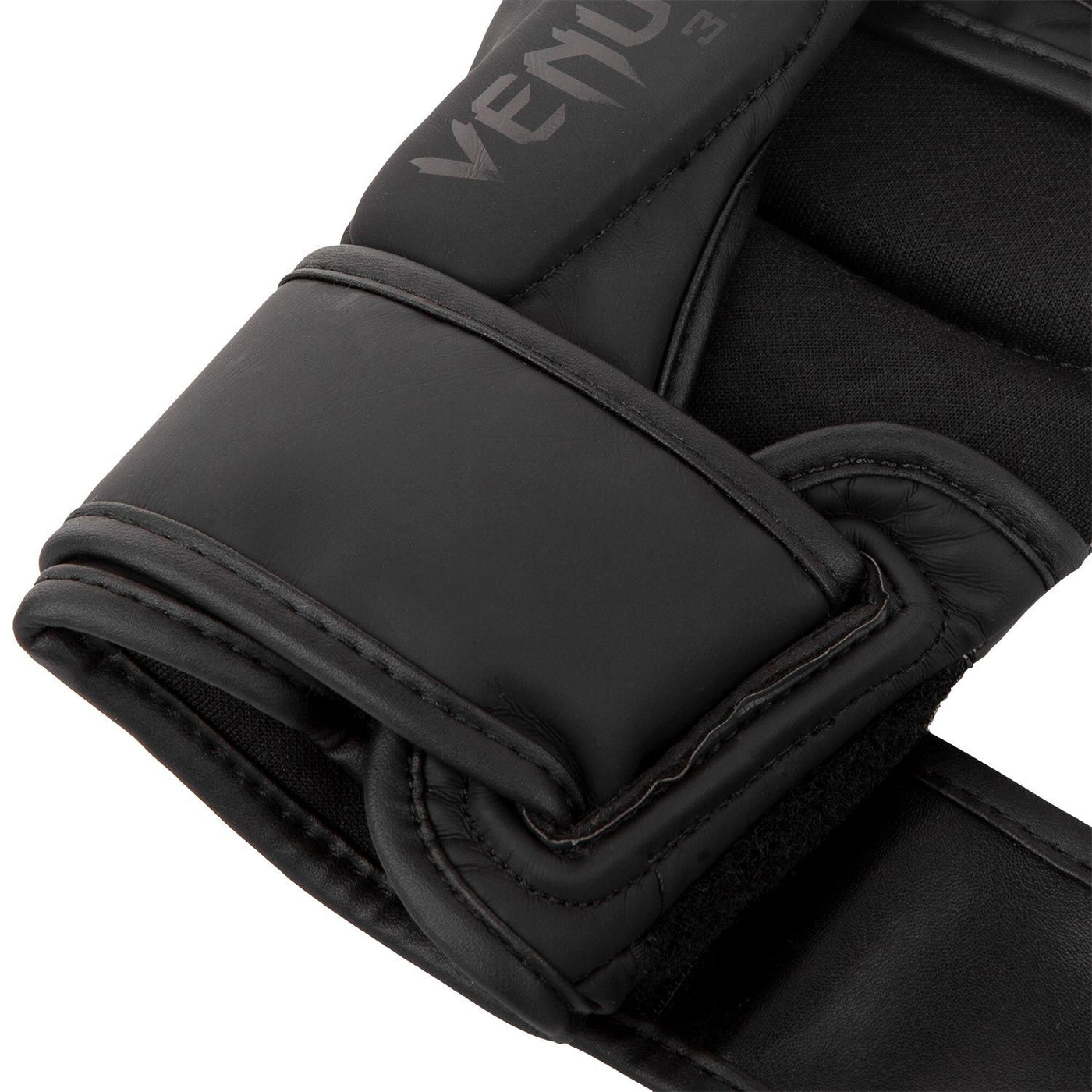 כפפות ספארינג Venum Challenger 3.0 Sparring Gloves - Black